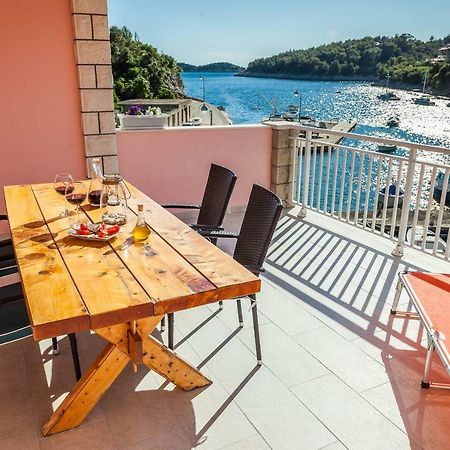 Apartment Jakov Grscica Prizba Eksteriør billede
