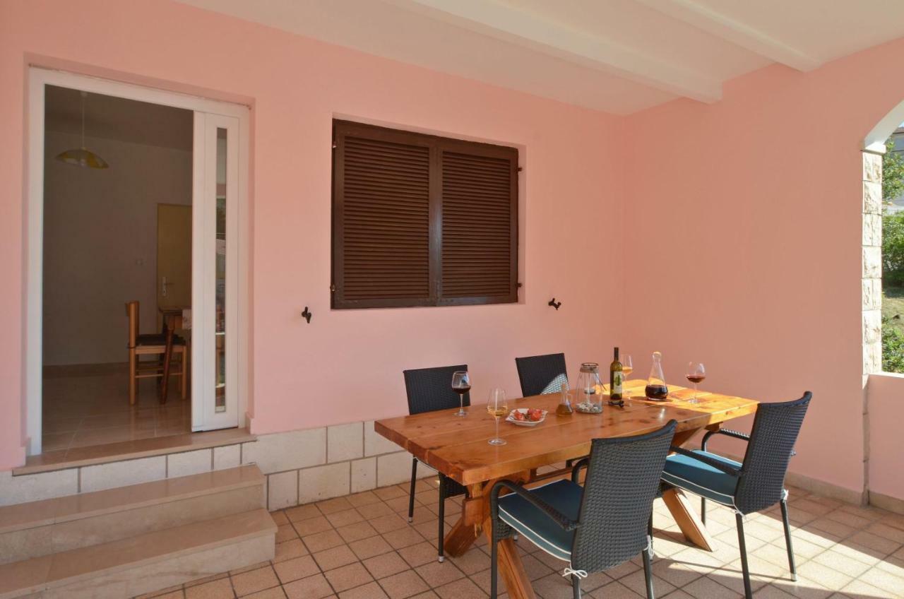 Apartment Jakov Grscica Prizba Eksteriør billede