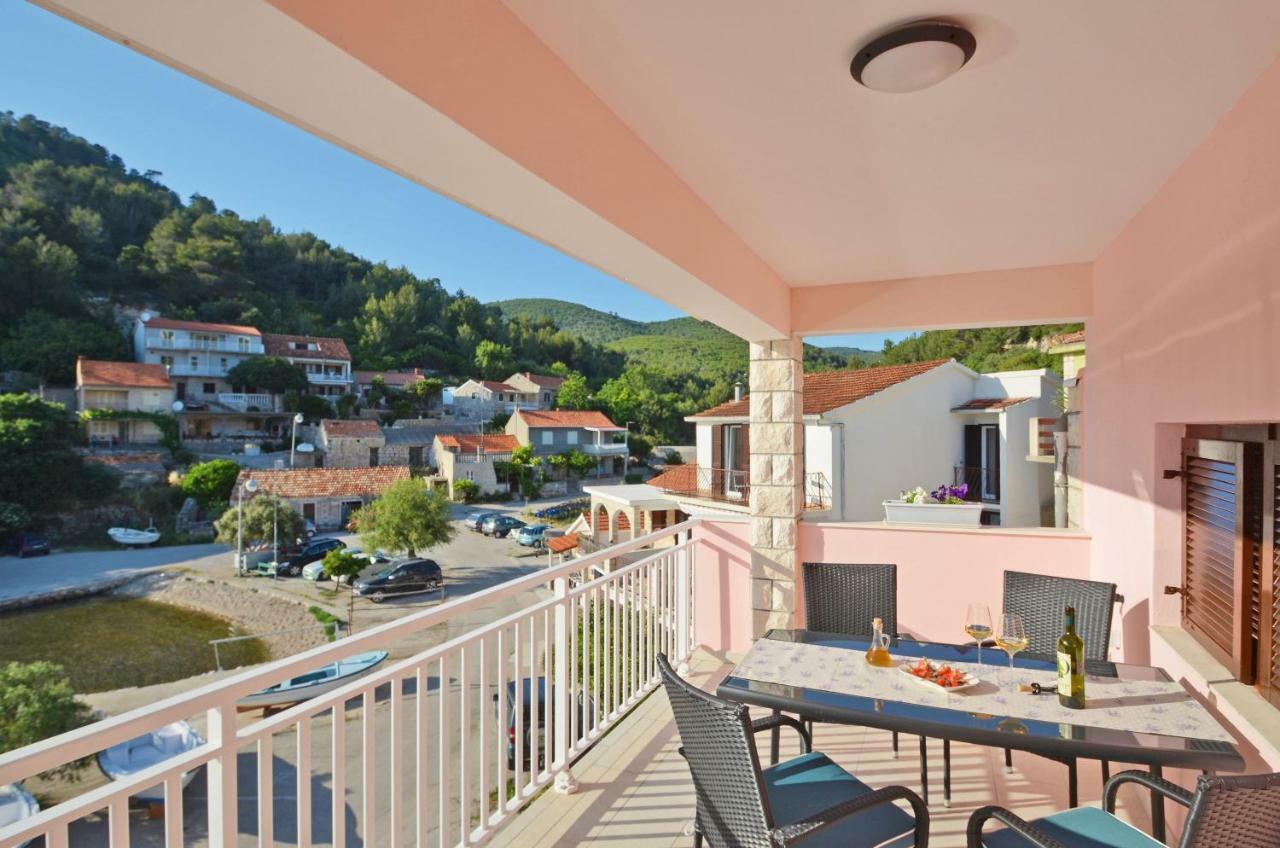 Apartment Jakov Grscica Prizba Eksteriør billede