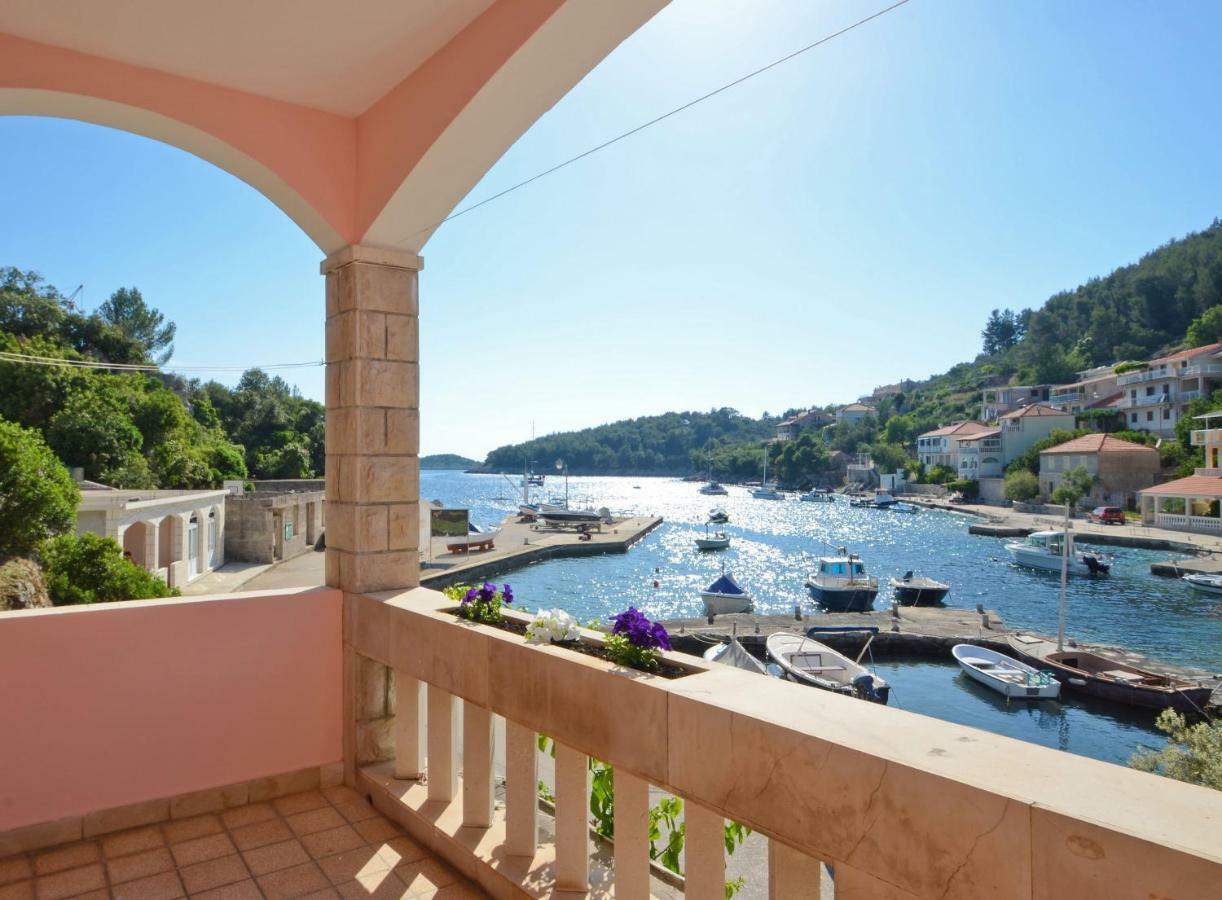 Apartment Jakov Grscica Prizba Eksteriør billede