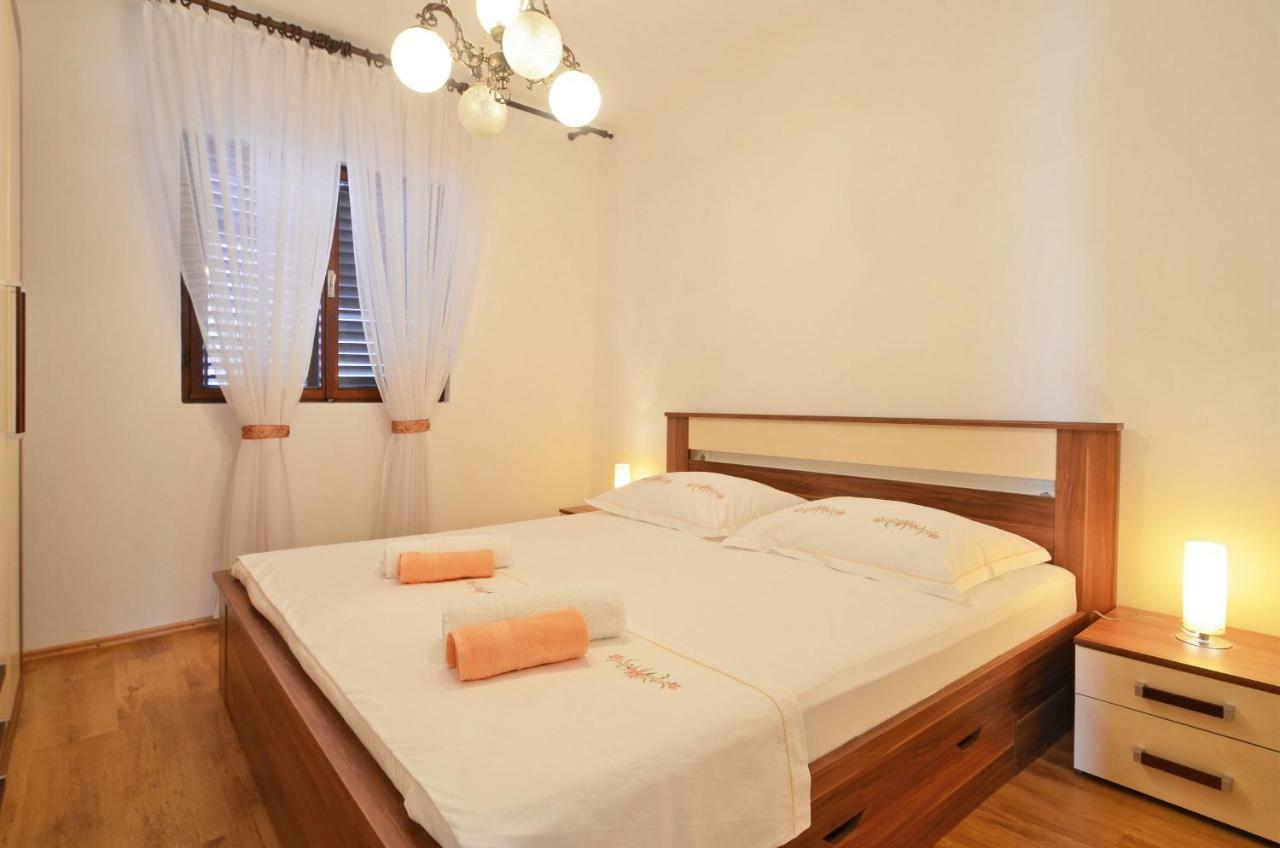 Apartment Jakov Grscica Prizba Eksteriør billede