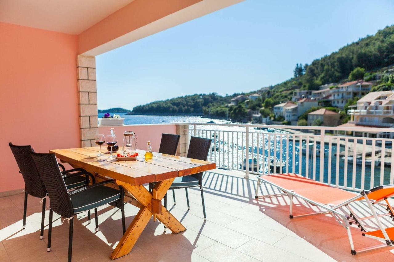 Apartment Jakov Grscica Prizba Eksteriør billede