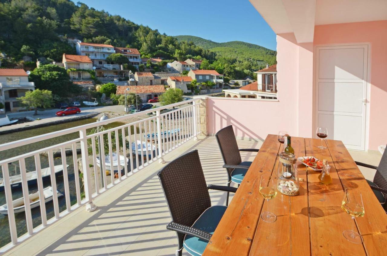 Apartment Jakov Grscica Prizba Eksteriør billede